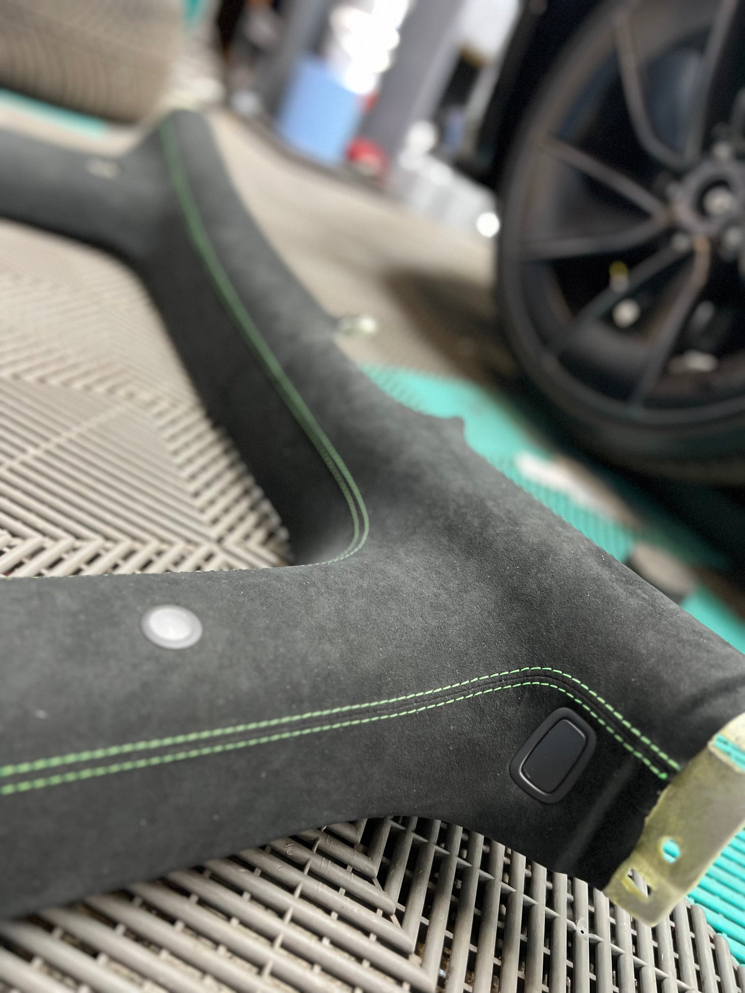 Alcantara / Dinamica Dachhimmel Tesla Model 3 / Y SilentDrive.de