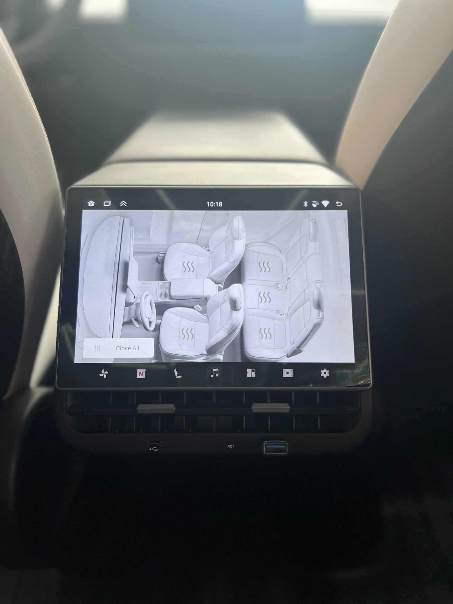 Display Fond für Tesla Model 3 / Y Refresh Tlyard