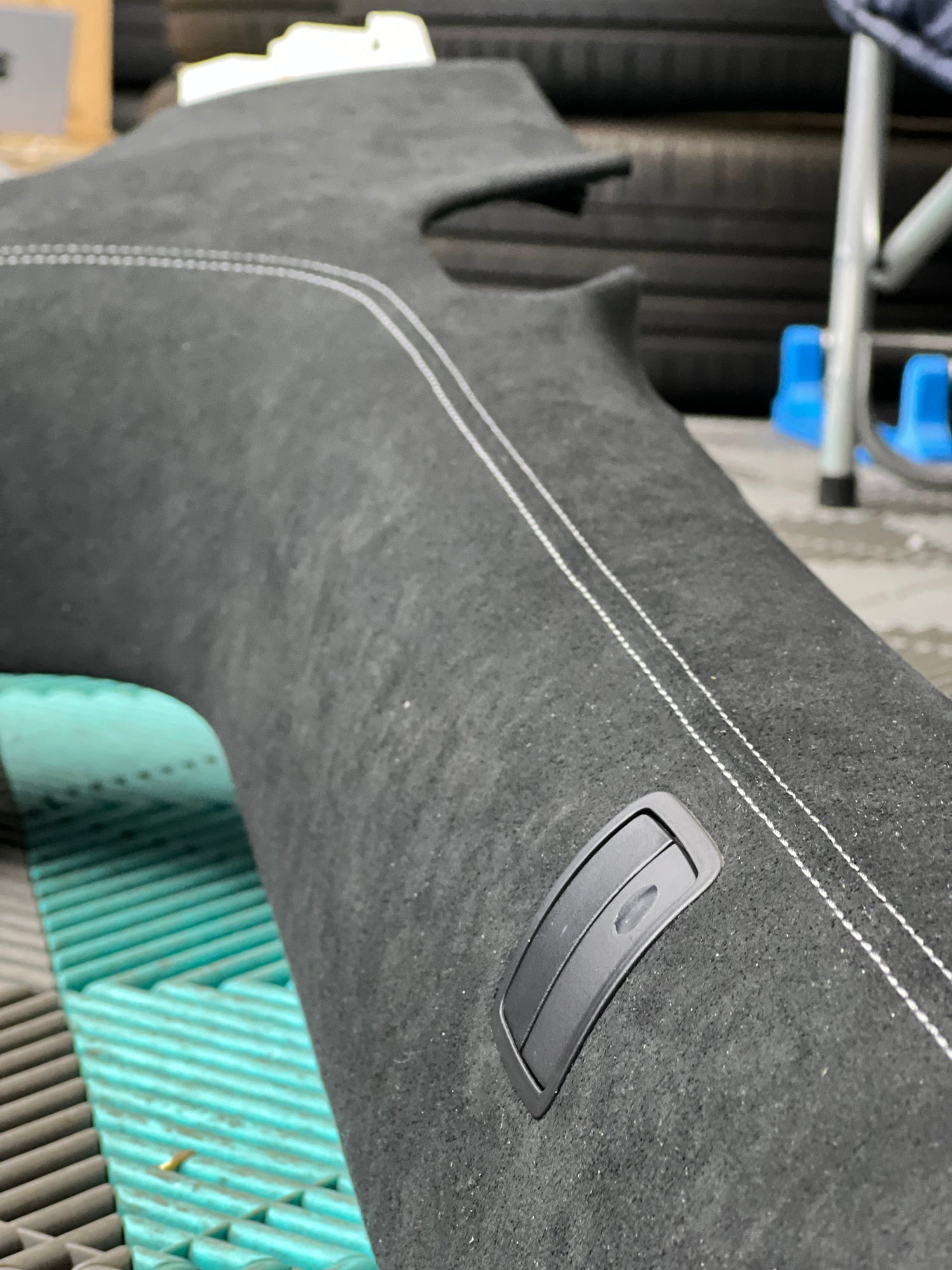 Alcantara / Dinamica Dachhimmel Tesla Model 3 / Y SilentDrive.de