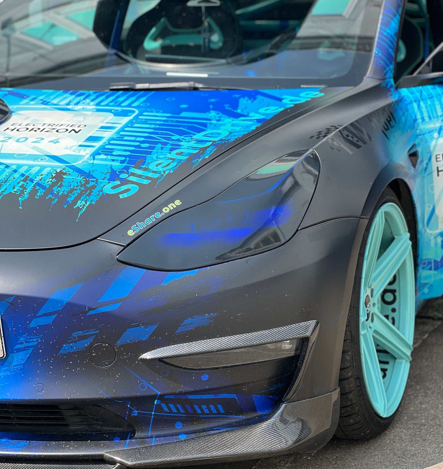 Tesla Model 3 / Y Scheinwerfer Cover SilentDrive.de