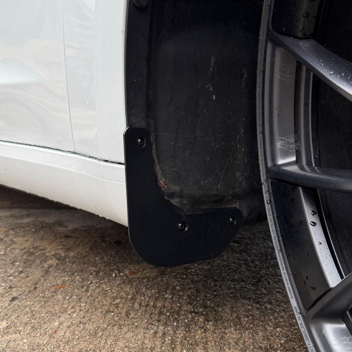 SlimGuard - kurze Schmutzfänger Model 3 / Y SilentDrive.de