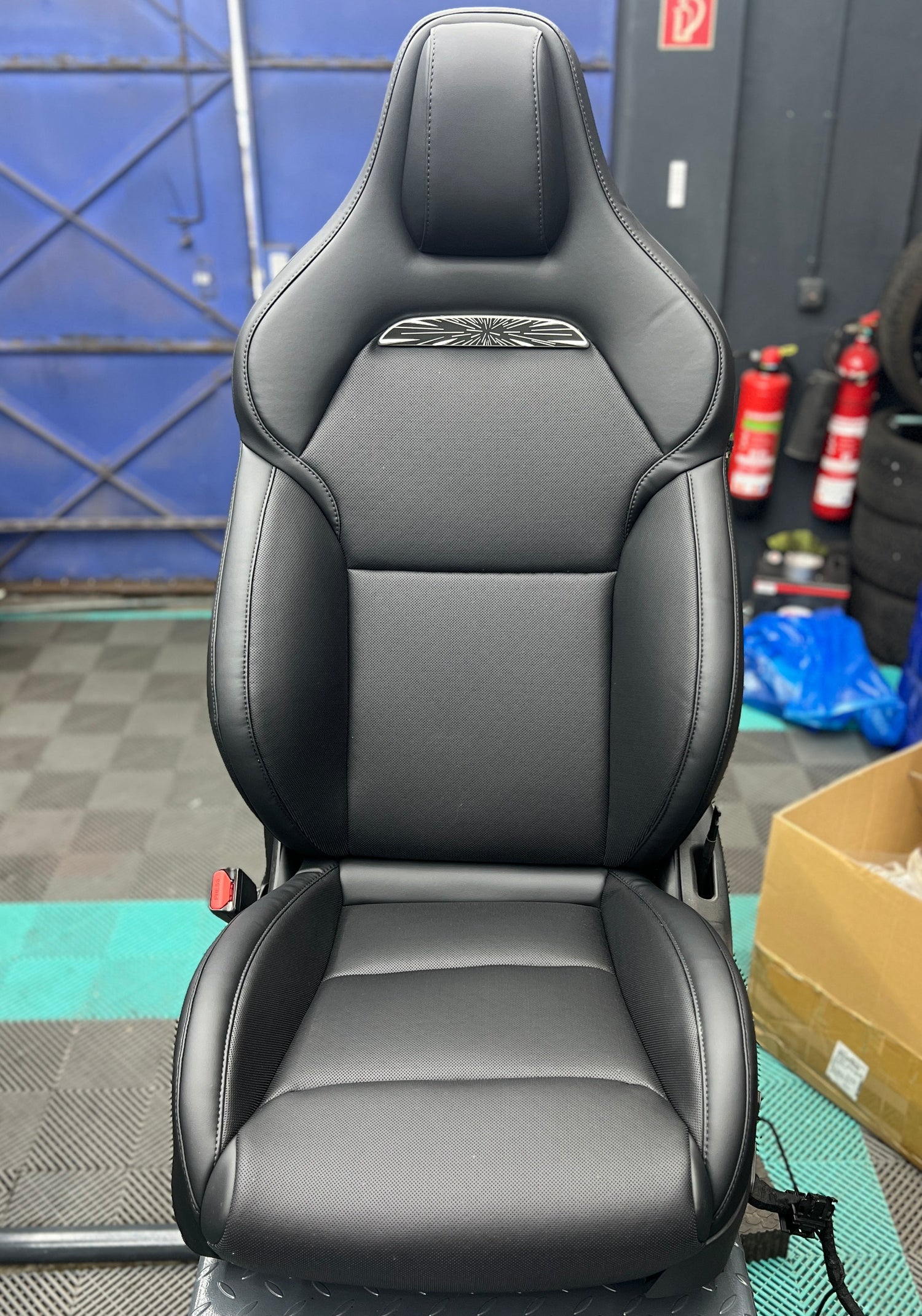 Tesla Model 3 / Y Sitzbezug / Polster