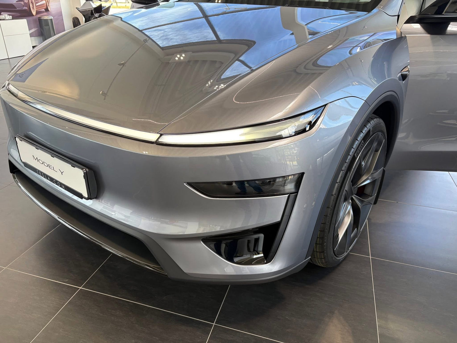 Umbau auf Performance Front / Heck Tesla Model 3 / Y SilentDrive.de