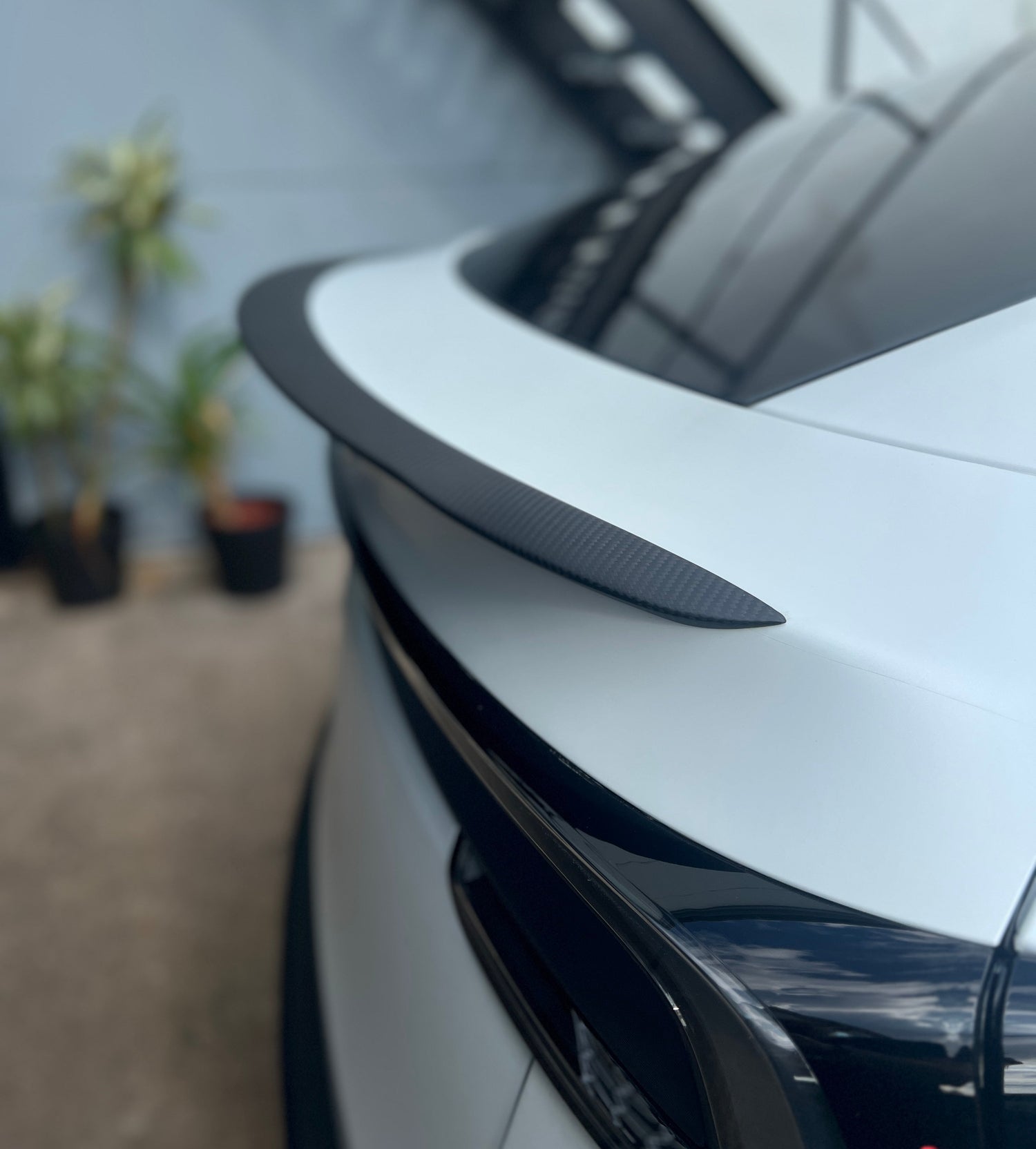 Tesla Model Y Juniper Performance Style Carbon Spoiler Greendrive