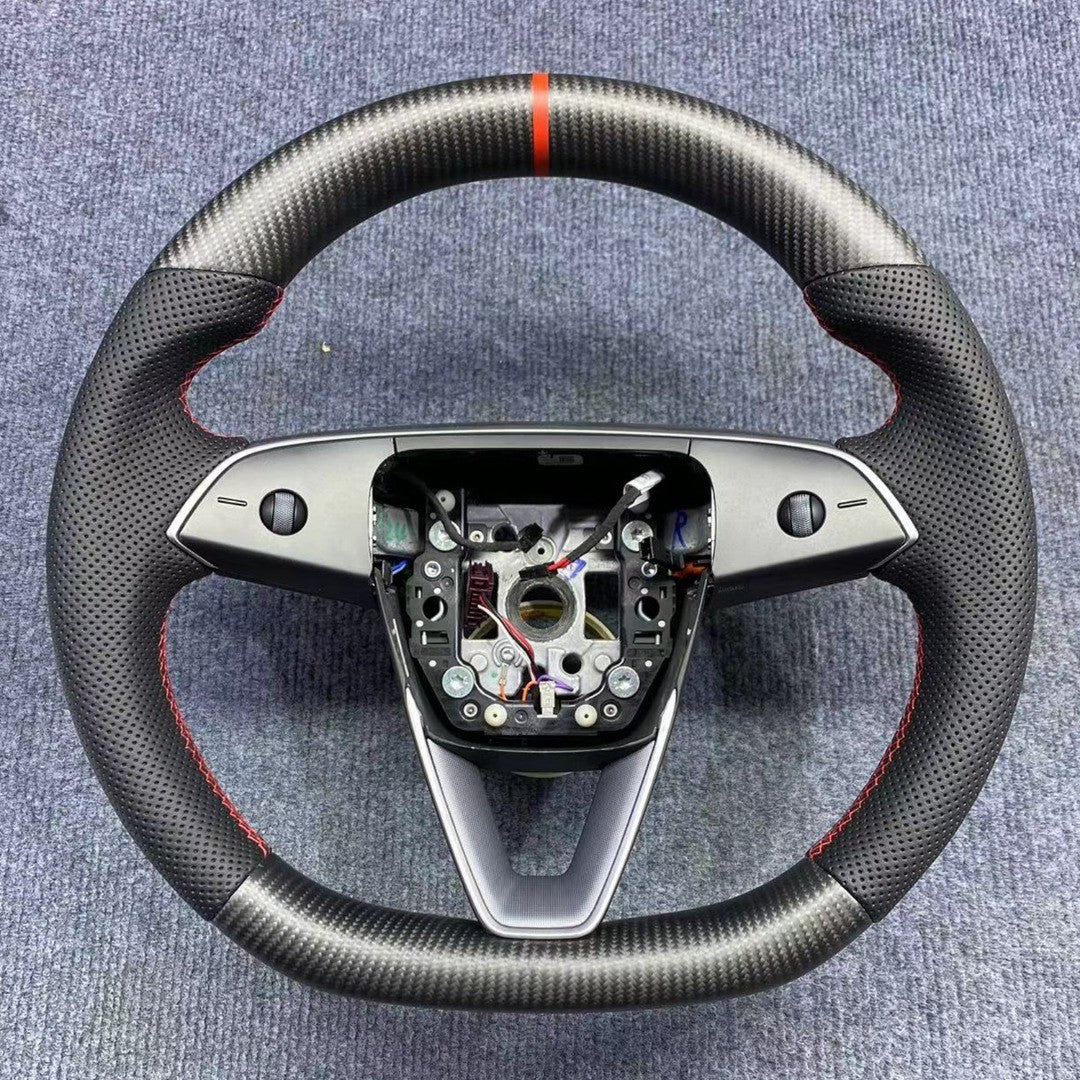 Tesla Model 3 Individuelles Lenkrad / Highland SilentDrive.de