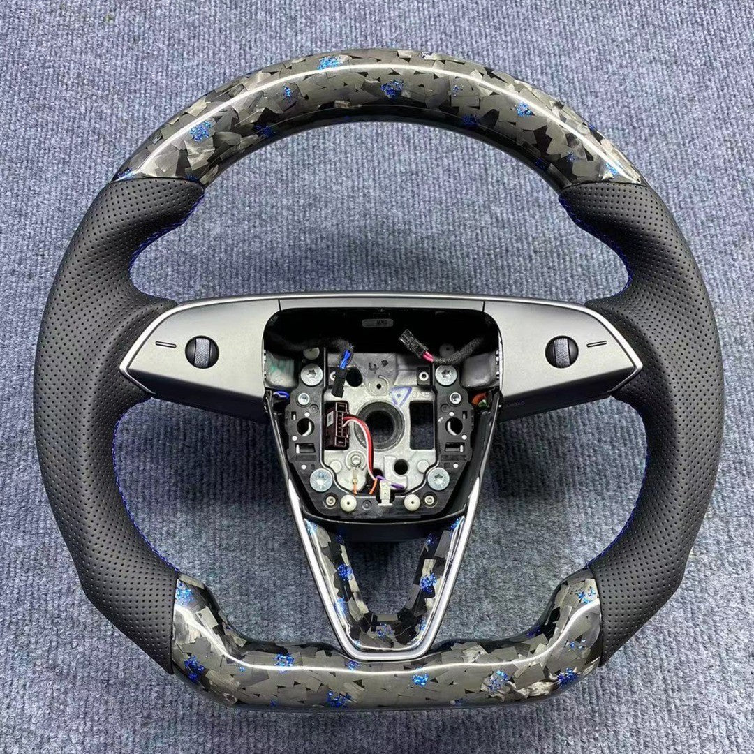 Tesla Model 3 Individuelles Lenkrad / Highland SilentDrive.de