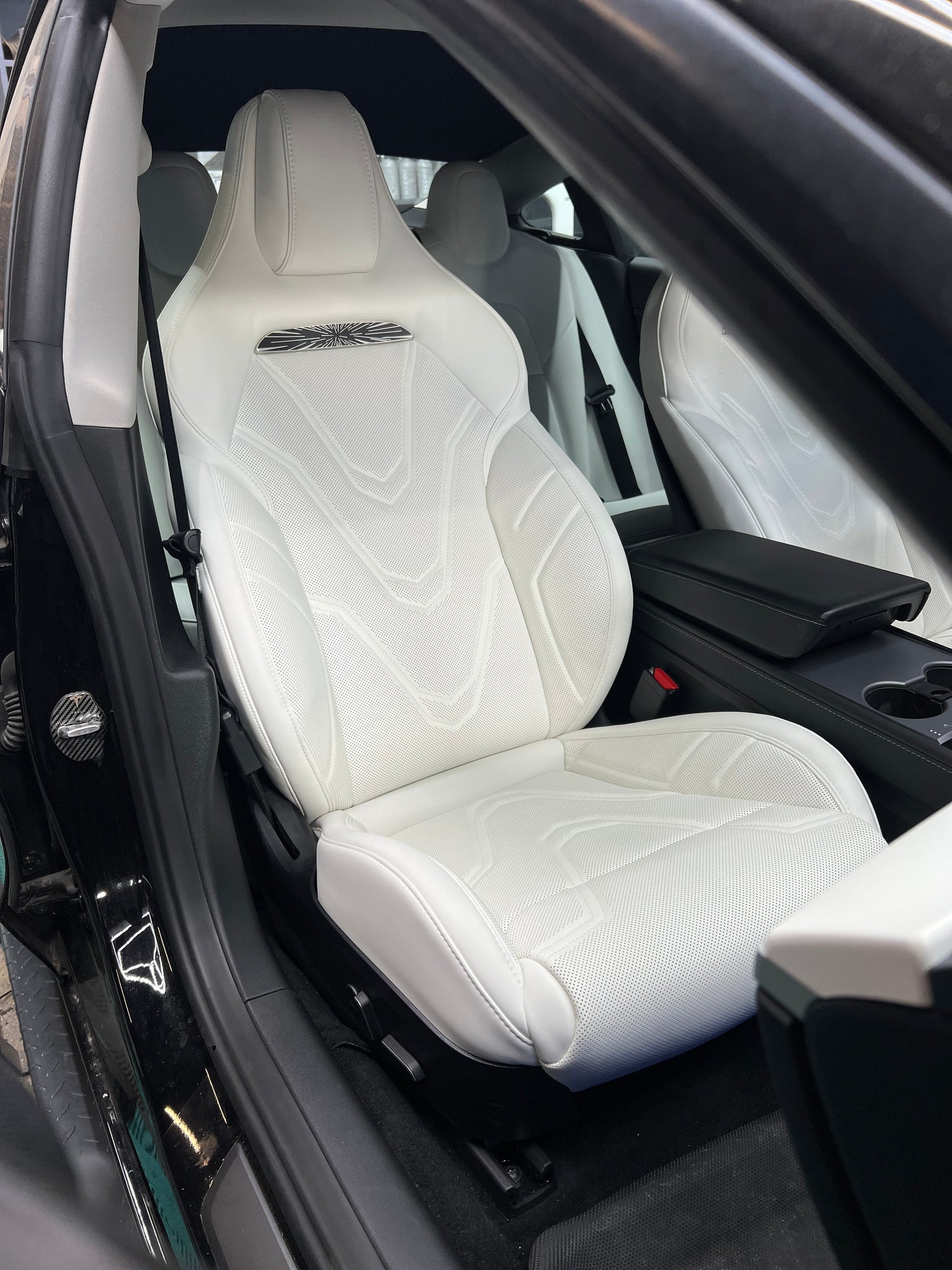 Tesla Model 3 / Y Sitzbezug / Polster