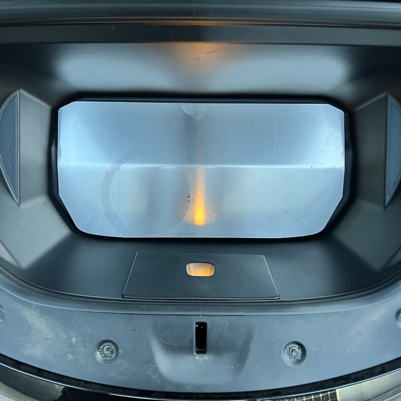 Grundplatte Frunk Tesla Model 3 / Y für Luftfahrwerk Umbau SilentDrive.de