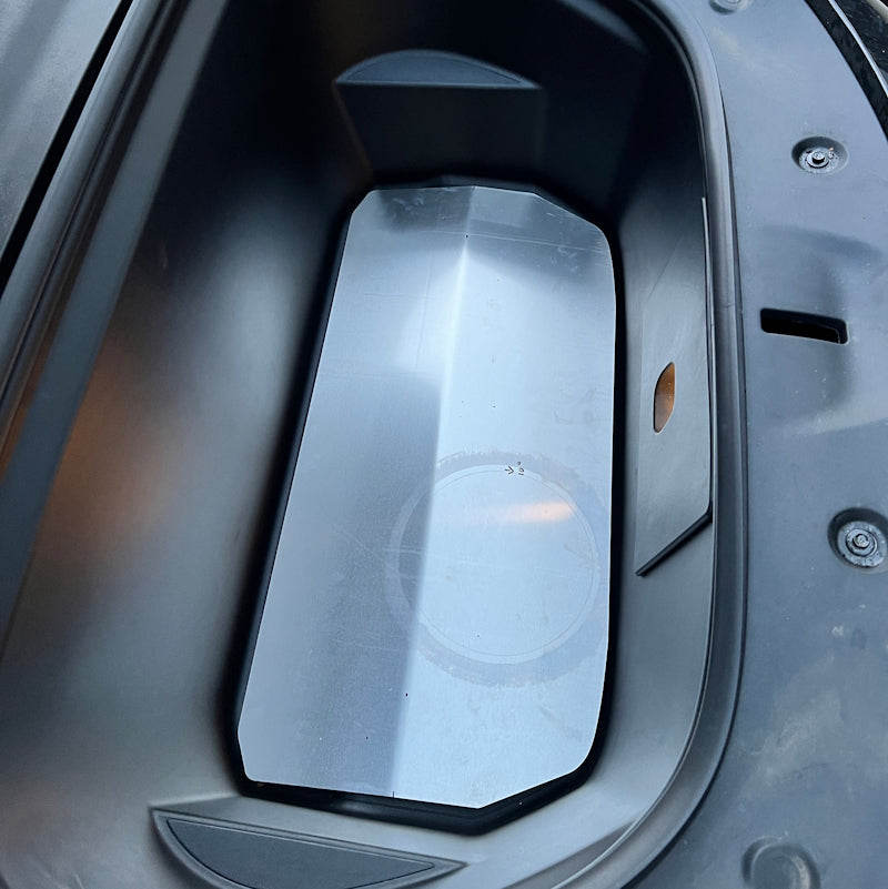 Grundplatte Frunk Tesla Model 3 / Y für Luftfahrwerk Umbau SilentDrive.de