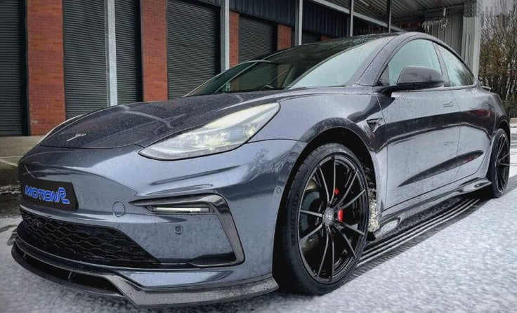 MOTION-R Bodykit Tesla Model 3 mit TÜV Teilegutachten Motion R