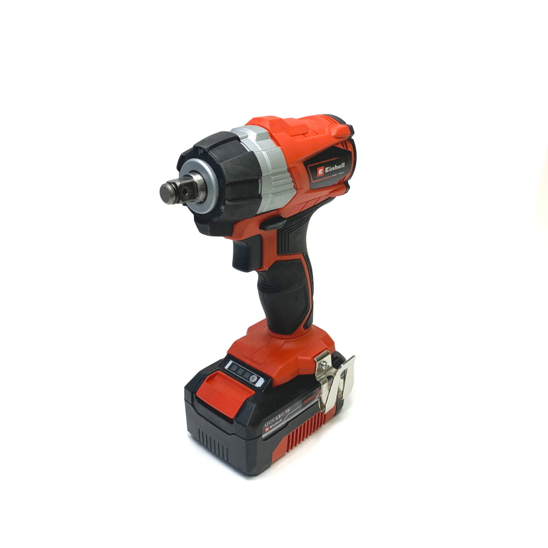 Kompakter Akku Schlagschrauber für den Track SilentDrive.de