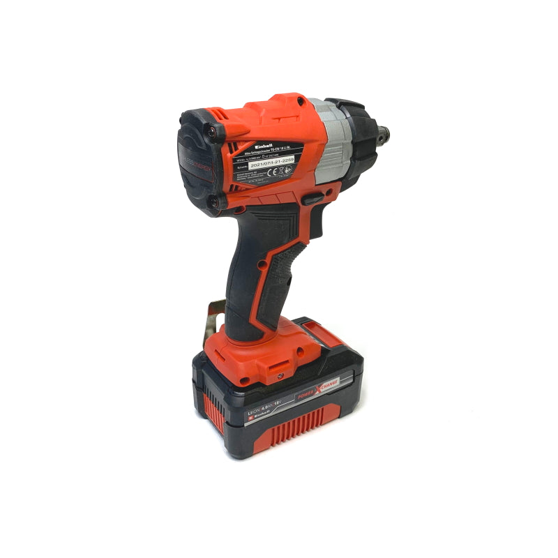 Kompakter Akku Schlagschrauber für den Track SilentDrive.de