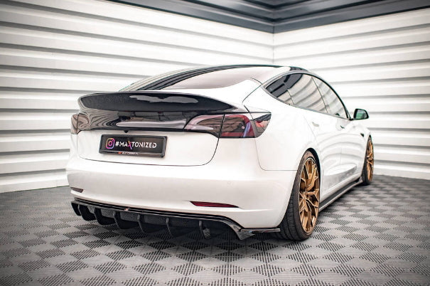 Sideflaps für Heck Ansatz Diffusor V2 für Tesla Model 3 Maxton Design
