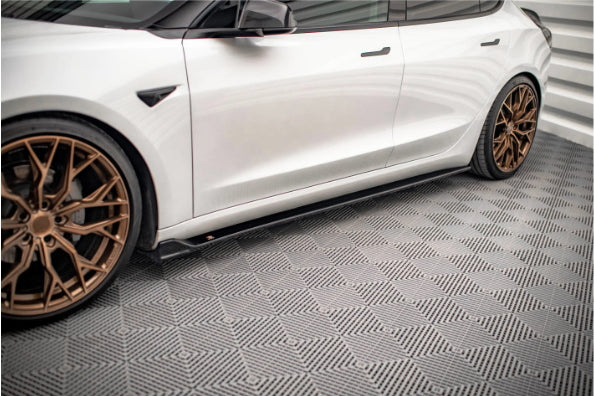 Seitenschweller Ansatz V2 Leisten für Tesla Model 3 Maxton Design