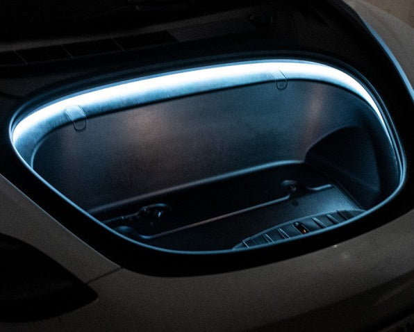 indirektes Frunk Licht Tesla Model 3 / X / S SilentDrive.de