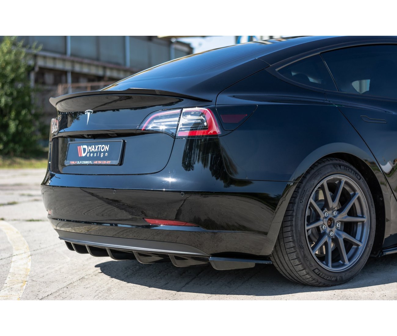 Heck Ansatz Diffusor für Tesla Model 3 Maxton Design