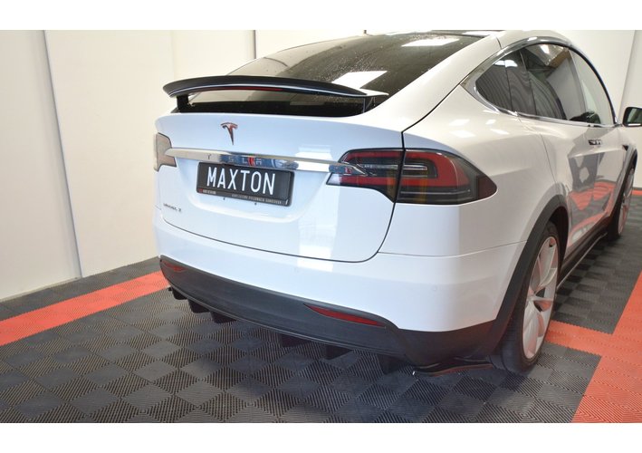 Heck Ansatz Diffusor für TESLA MODEL X Maxton Design