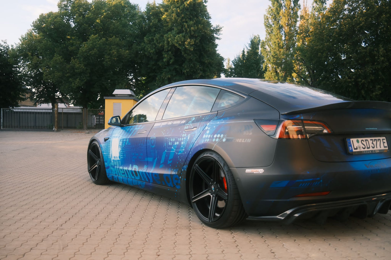 MB Design KV1 für Tesla Model 3 SilentDrive