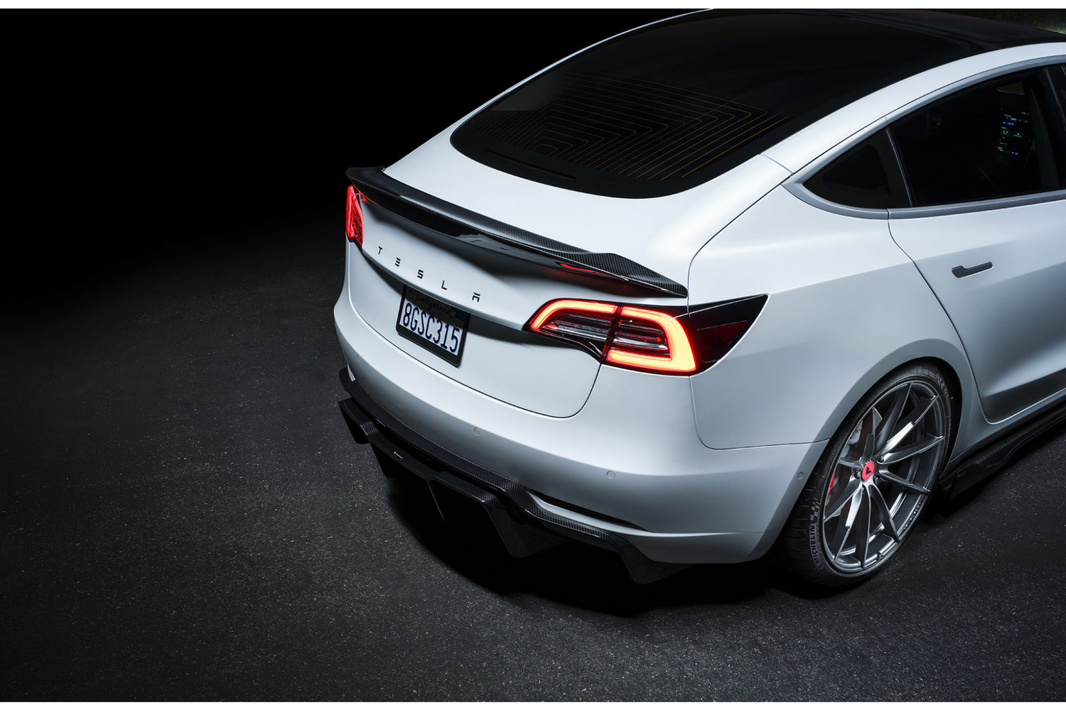 Vorsteiner Carbon Diffusor für Tesla Model 3 2018+