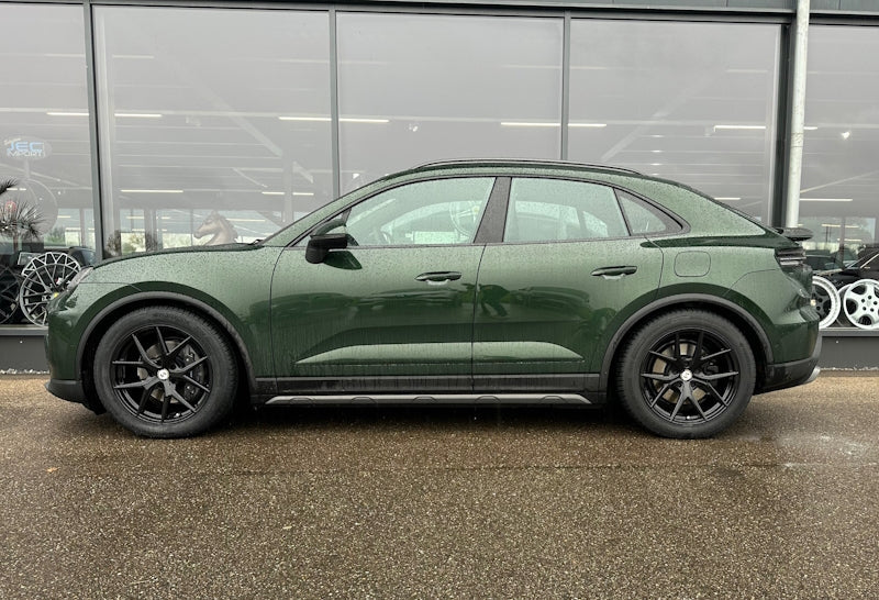 Porsche Macan E