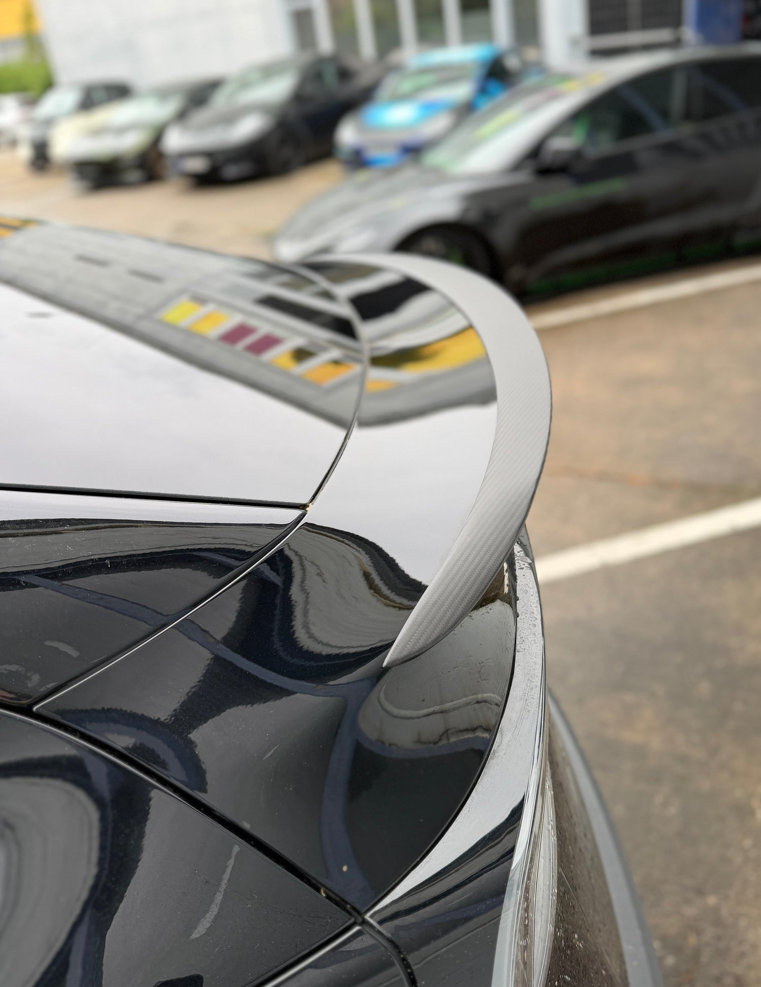 Tesla Model Y Juniper Performance Style Carbon Spoiler SilentDrive