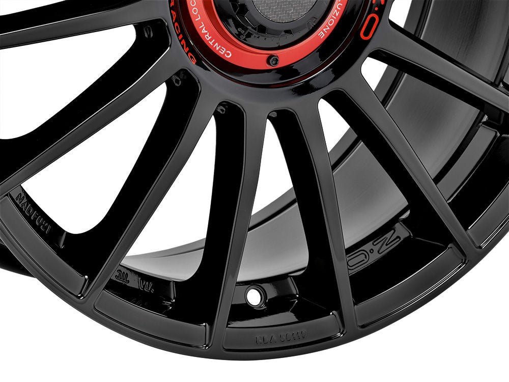 OZ Superturismo Evoluzione 19 Zoll TM3 SilentDrive
