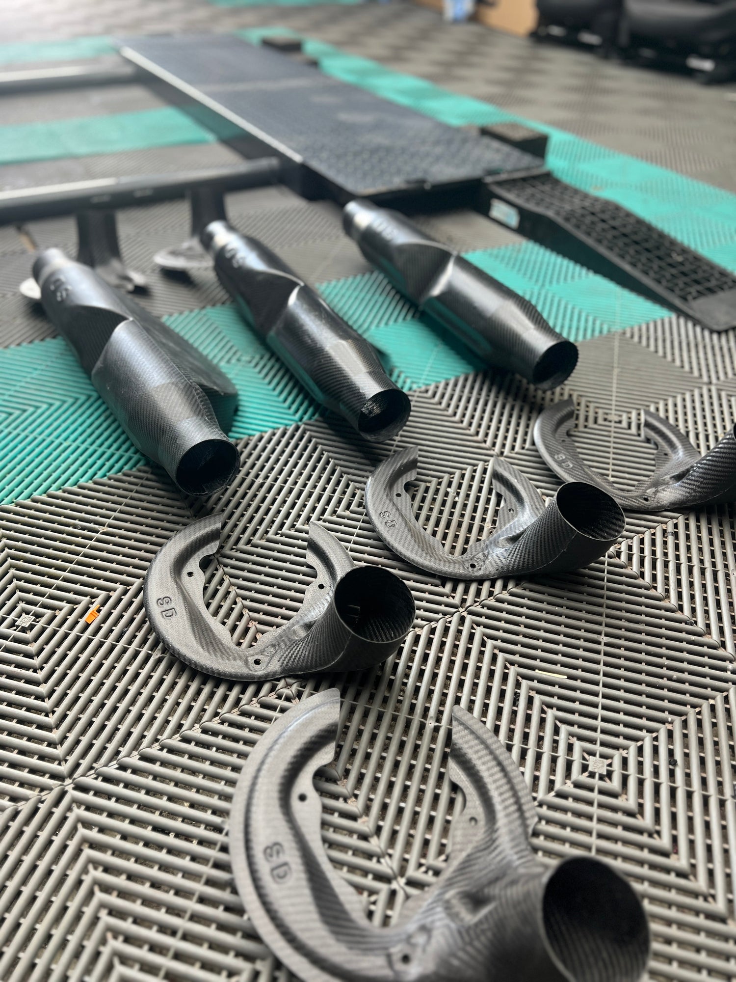 Carbon Bremsenbelüftung für Tesla Model 3 Performance SilentDrive.de