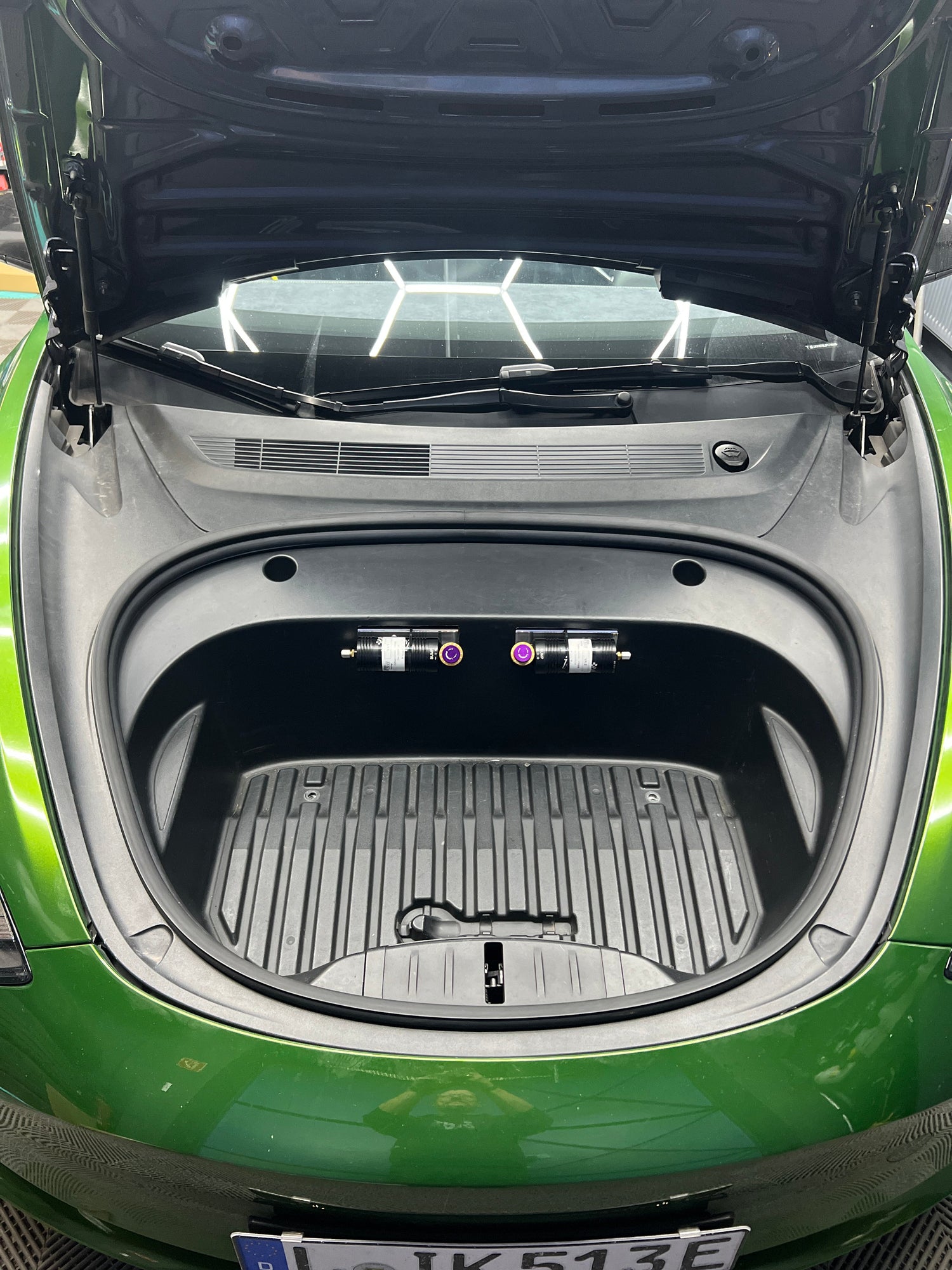 KW V4 Racing Gewindefahrwerk Tesla Model 3 Sonderanfertigung Rennsport KW Suspension