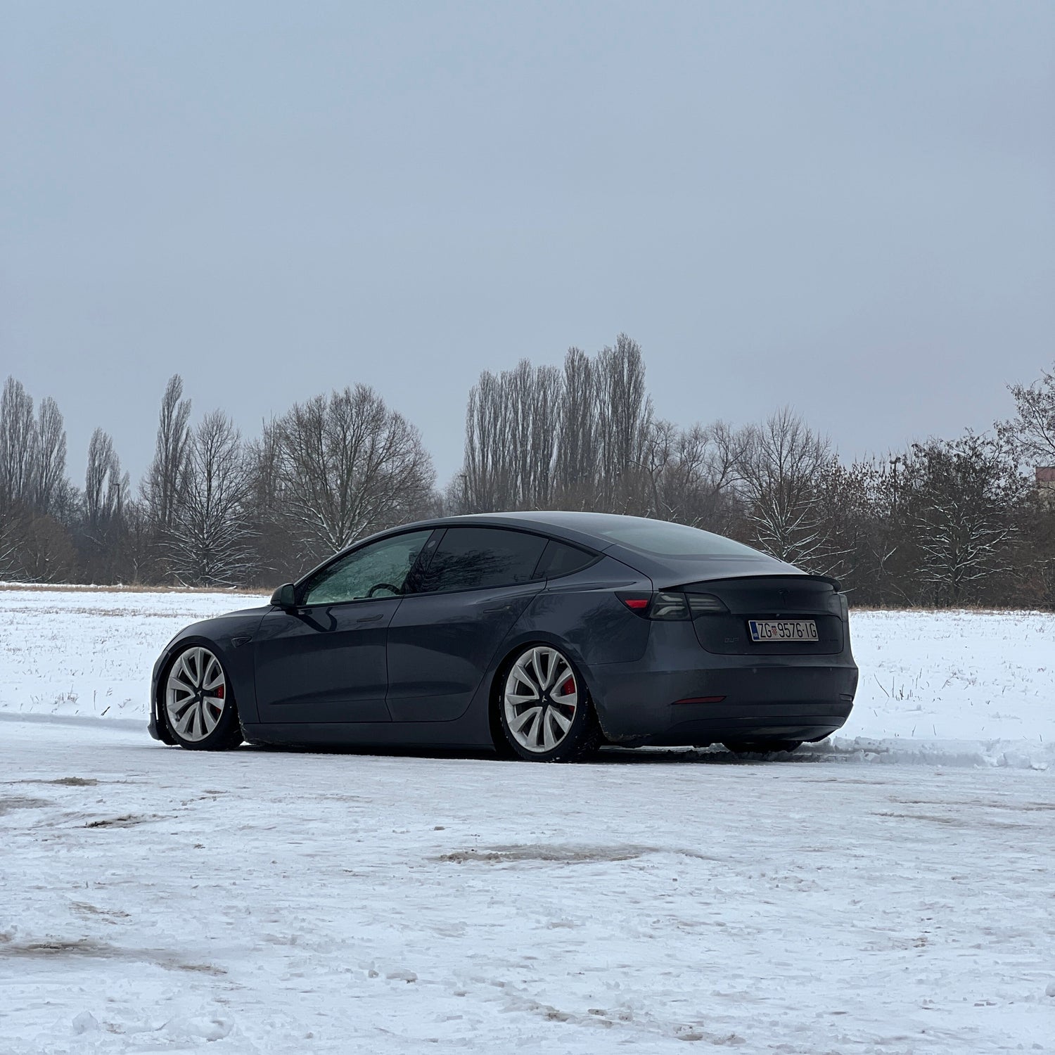 OCK Luftfahrwerk Tesla Model 3 / Y SilentDrive.de