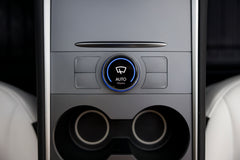 "The Knob" für Tesla Model S / 3 / X / Y / SilentDrive.de