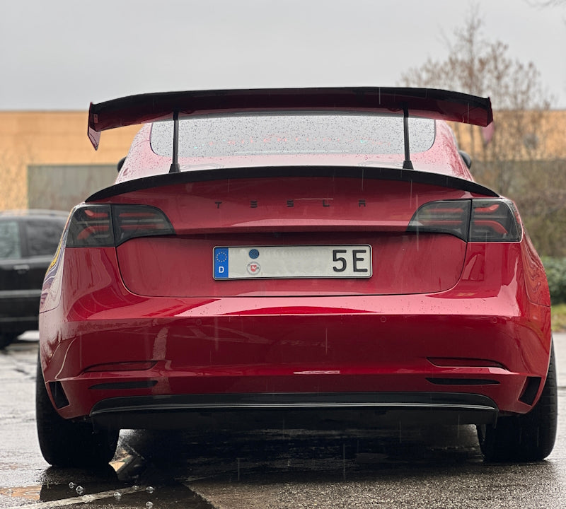 Heckspoiler Tesla Model 3 by Speed Engineering Speed Engineering