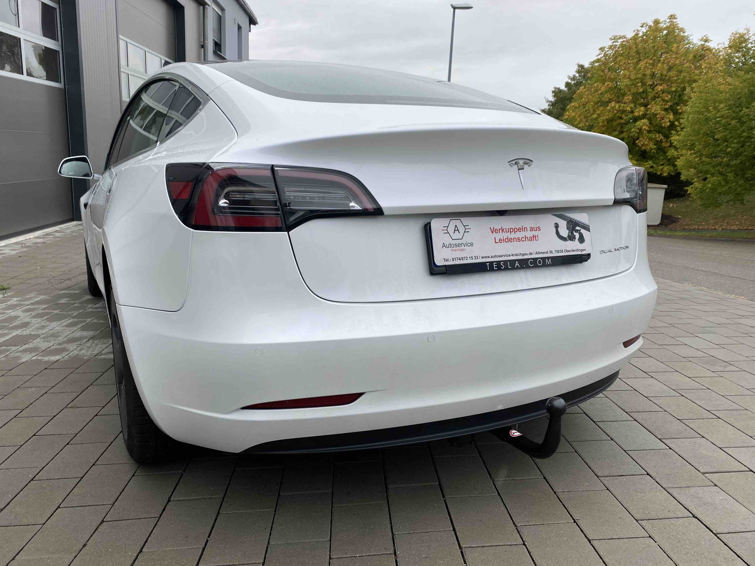 Anhängerkupplung Tesla Model 3 (Modelle ohne Anhängelast) SilentDrive.de