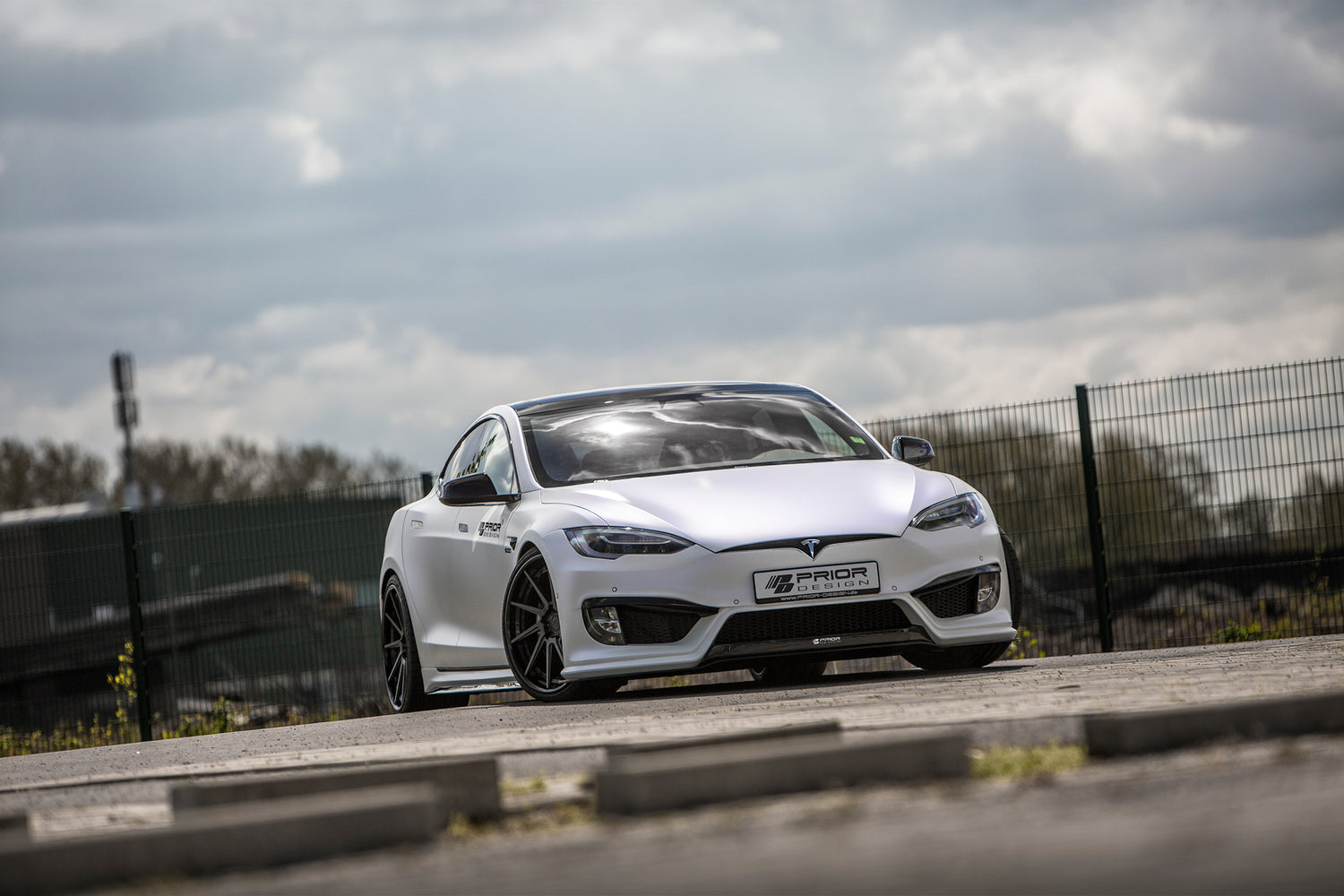 PRIOR-DESIGN PD-S1000 Aero-Kit für Tesla Model S