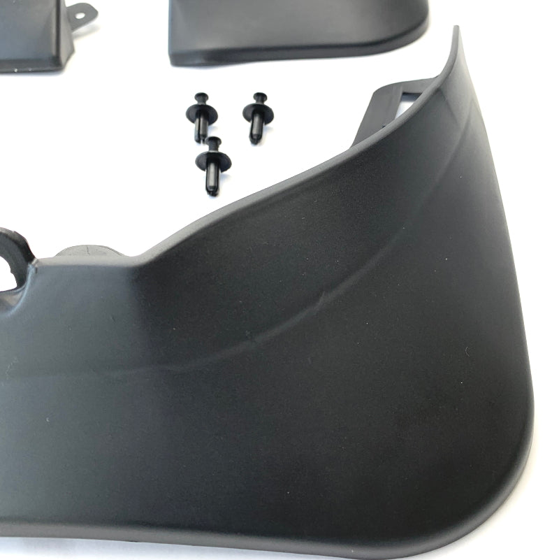 Tesla Model Y Schmutzfänger Set SilentDrive.de